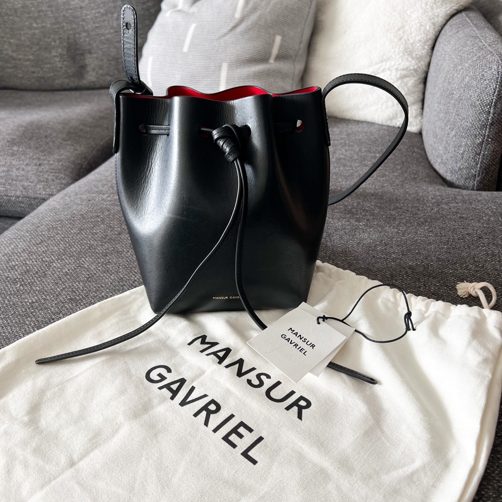 Mansur Gavriel Mini Mini Bucket Bag in Black/Flamma